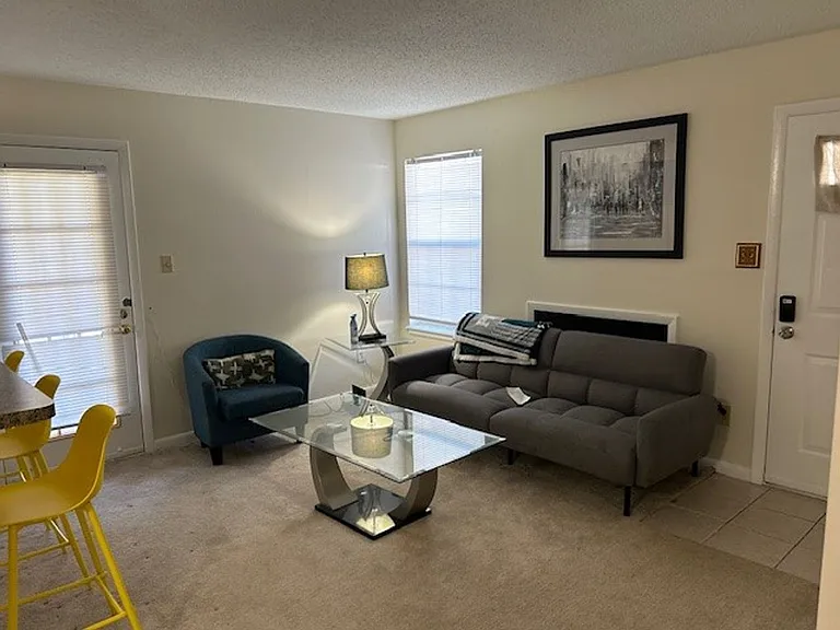 608 Spirit Ct — Photo 8