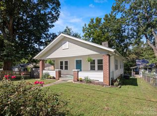 4 Washington Ave, Woodfin, NC 28804