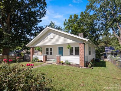 4 Washington Ave, Woodfin, NC, 28804