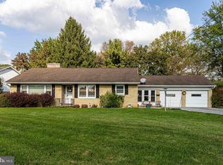 240 Orchard Cir, Greencastle, PA 17225