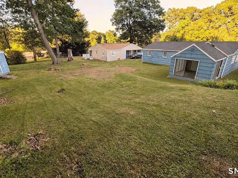 21 Rondy Ln — Photo 25