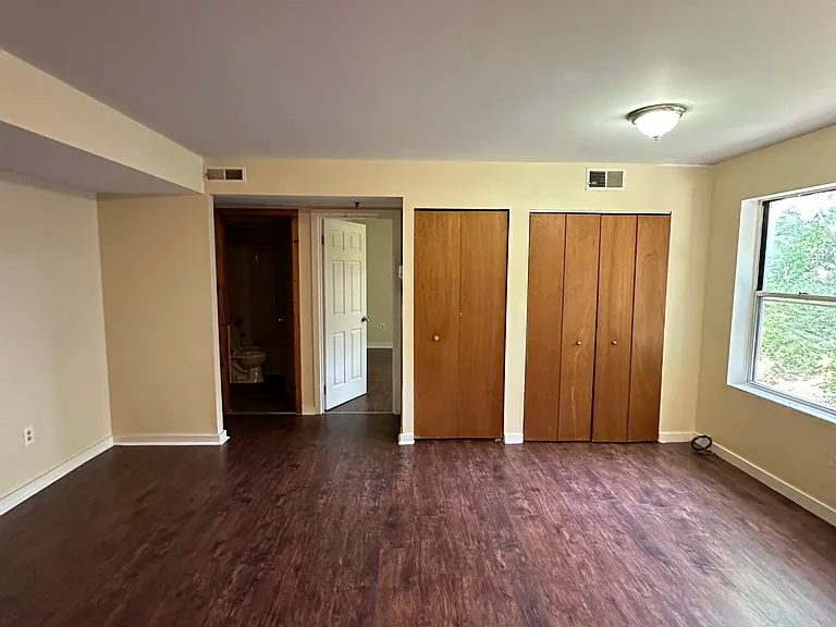 143 Sheffield Ave #2B-0 — Photo 3