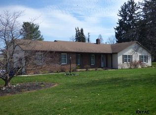 2398 Marlborough Dr, York, PA 17403