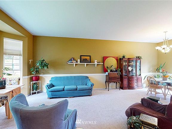 4th image of 8228 30th Pl NE