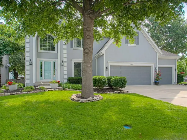 16097 S Avalon St, Olathe, KS 66062