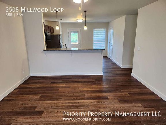 3rd image of 2508 Millwood Loop
