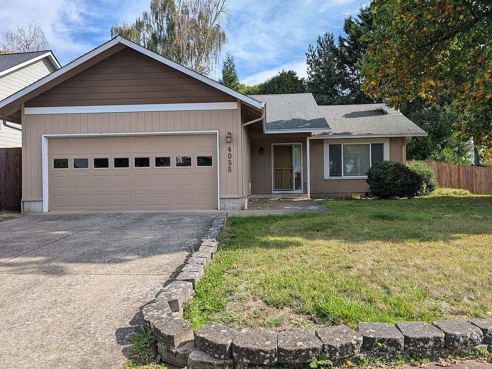 4055 Berrywood Dr