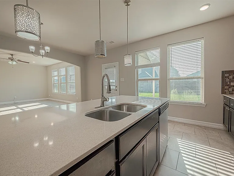 223 Sintra Lake Way — Photo 8