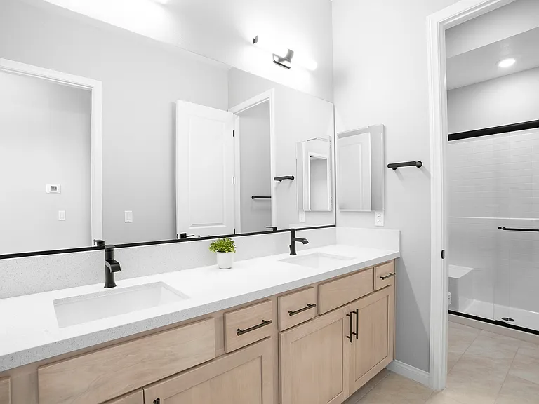 6323 Zephyr Ct — Photo 18