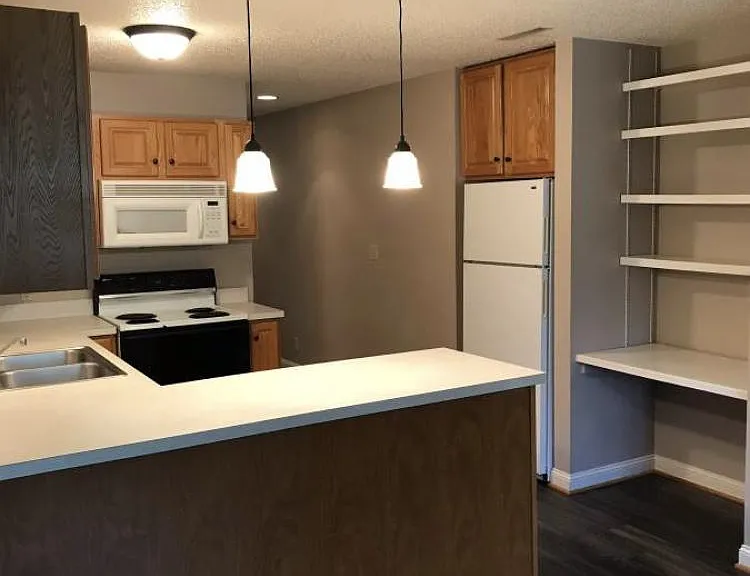 705 Clark Ave #8 — Photo 12