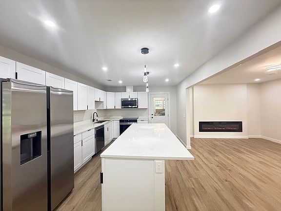 2nd image of 164 Cross Rd