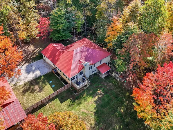 6828 Morningstar Dr, Morgantown, IN 46160