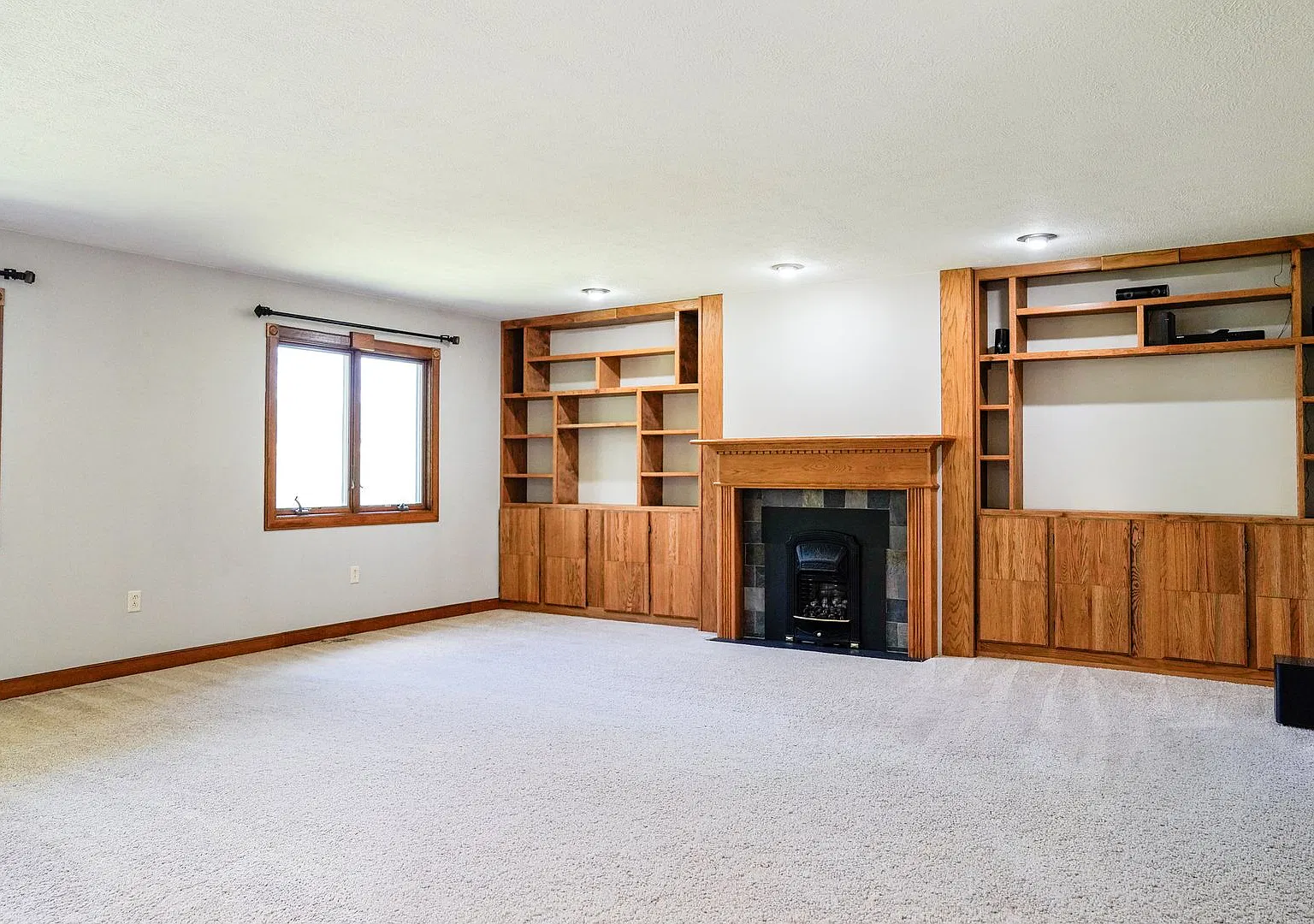 Bellville - 4 Bedroom, 3 Bath Home, Move-In Ready! — Photo 4
