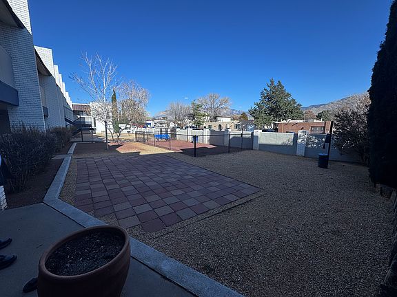 5th image of 3101 Lori Pl NE