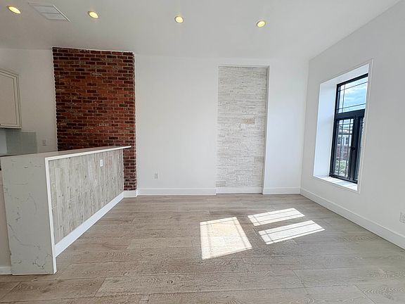 4th image of 387 Nostrand Ave #3