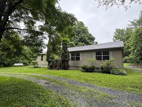2nd image of 39 Lower Flat Rock Road