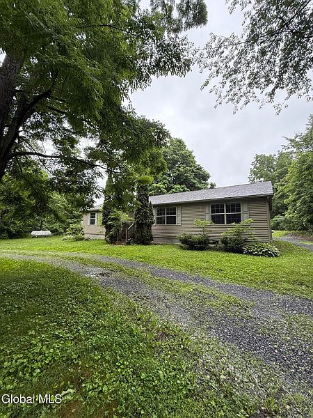 2nd image of 39 Lower Flat Rock Road