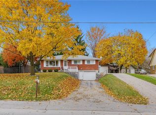 1297 Queens Bush Rd, Wellesley, ON N0B 2T0