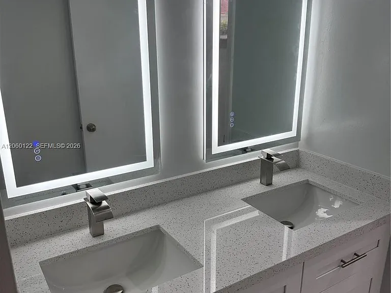 9128 SW 162nd Pl — Photo 15