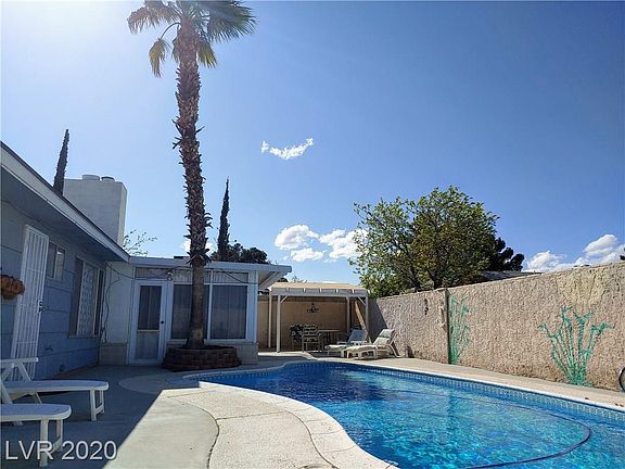 4th image of 7304 Pinedale Ave