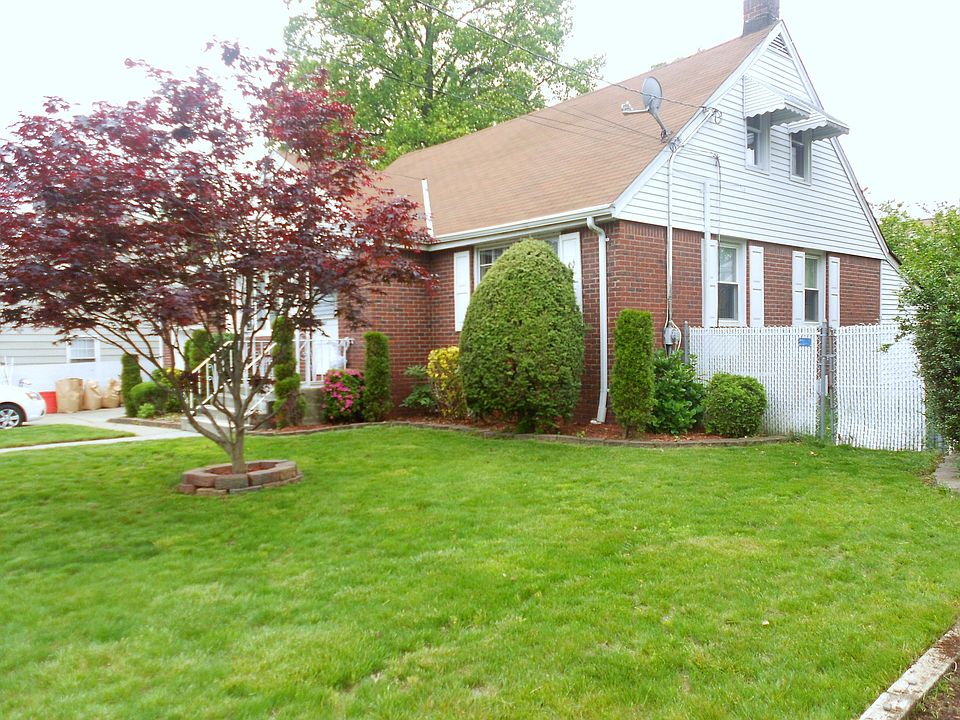 2nd image of 523 William St