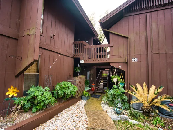 230B Molokai Vlg Building G, Diamondhead, MS 39525