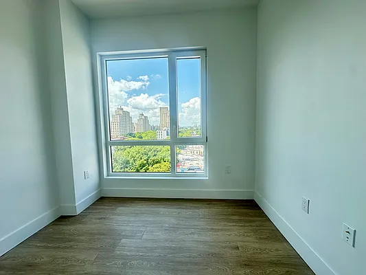 Rented by Dream Space Realty | media 4