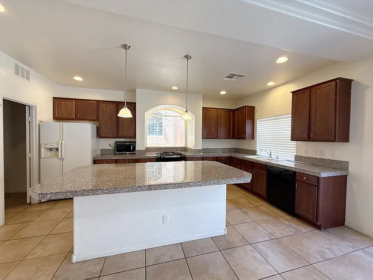 6356 Tomahawk Mill Ct — Photo 7
