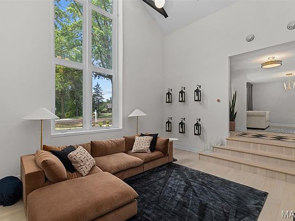5th image of 520 Kingridge Dr