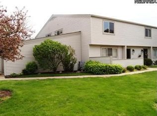 3155 Bay Landing Dr #14, Westlake, OH 44145