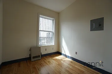 Rented by Rennit Inc.