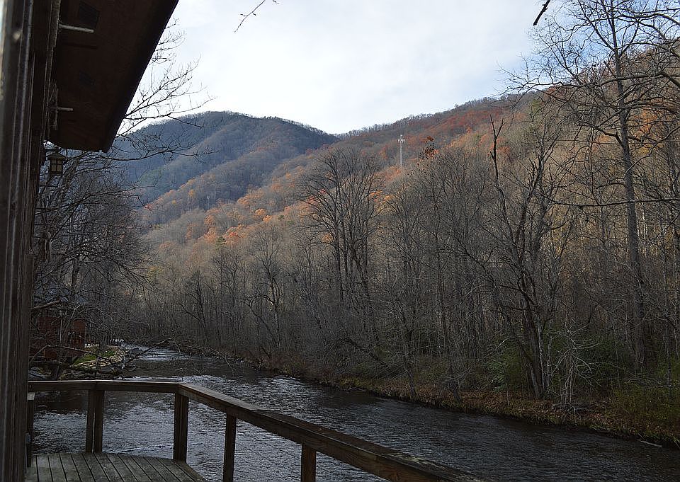 SENIC ON THE NANTAHALA