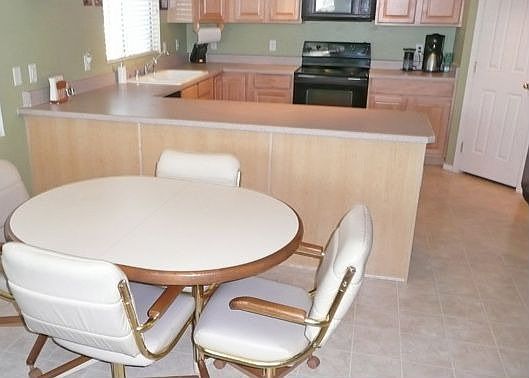 5th image of 7001 S 42nd Ln