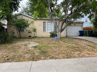 10818 Hartsook St, North Hollywood, CA 91601