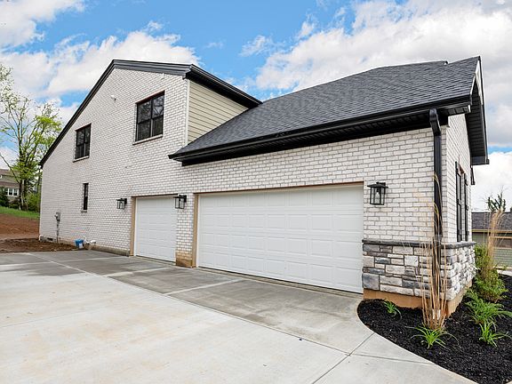 3rd image of 7813 Ted Gregory Ln #Yt8f3a