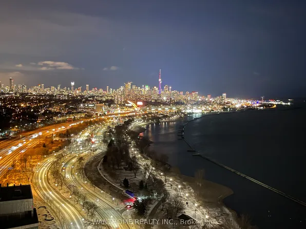 1926 Lake Shore Blvd W, Toronto, ON