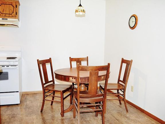 3rd image of 315 Waite Ave S APT 210