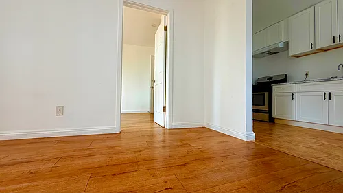 3362-64 B St #3364 Photo 1 3362-64 B St #3364 Photo 1