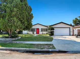 13527 Phillippi Ave, Sylmar, CA 91342