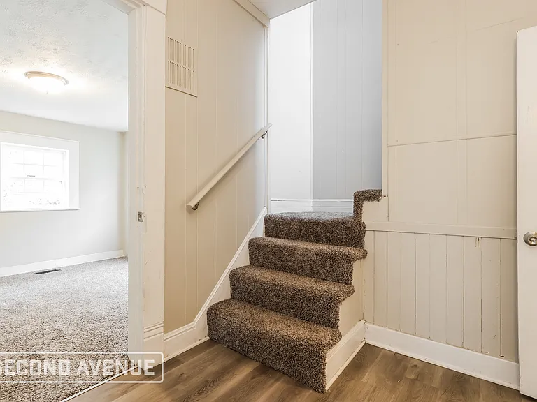2302 Bolling Ave — Photo 10