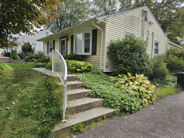 26 Forshee St, Monroe, NY 10950
