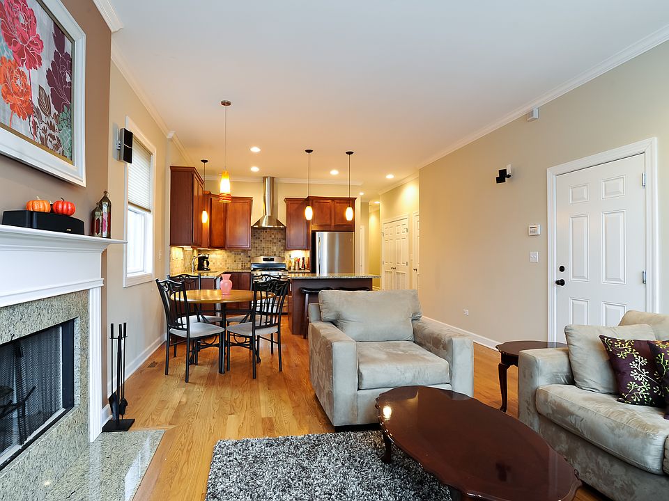 1st image of 1846 W Armitage Ave Unit 2W