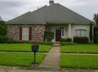 3803 Red Clover Ave, Zachary, LA 70791