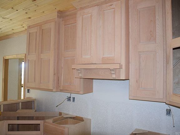 5th image of 2303 Valley Court Dr