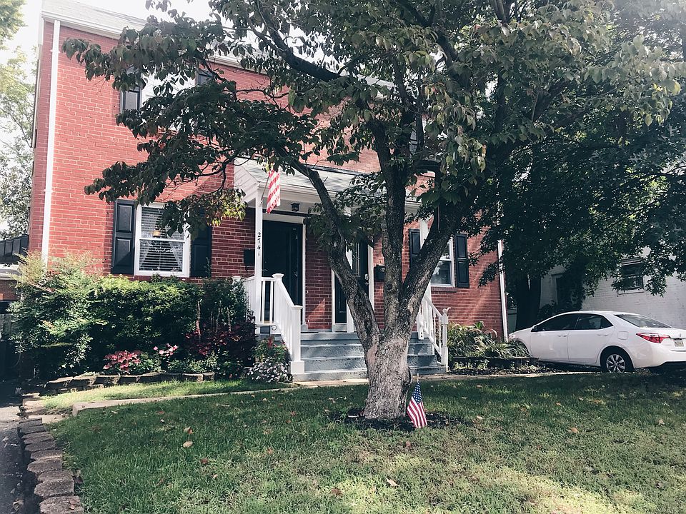 1st image of 2741 S Uhle St
