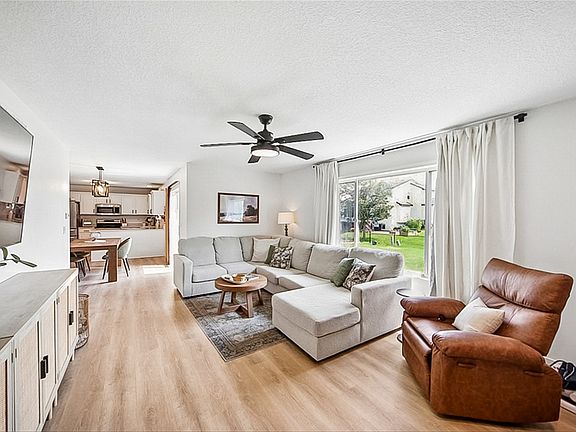 4th image of 1415 Cedar Dr