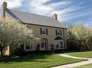 823 N 4th St, David City, NE 68632