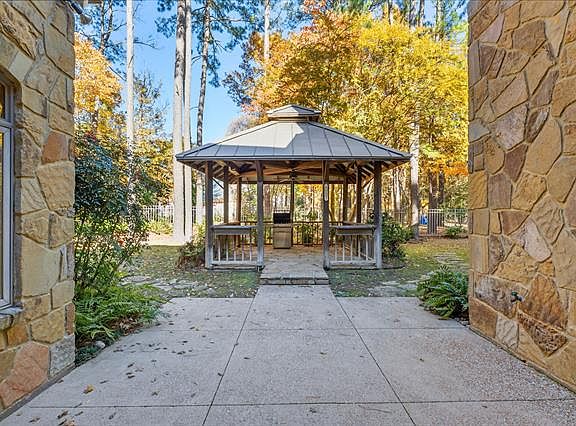 5th image of 3852 Brighton Creek Cir