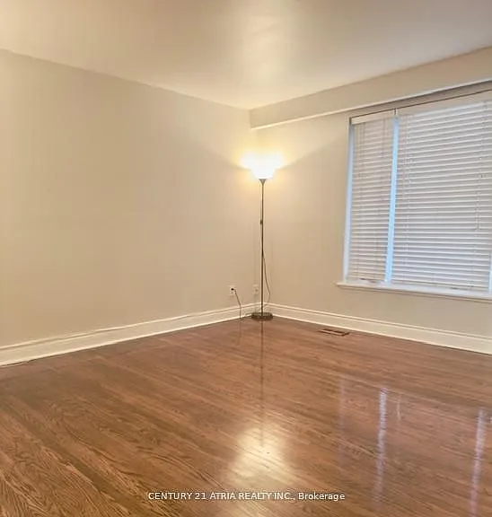 695 Annland St — Photo 7