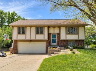 1413 Cherry Pkwy, Norwalk, IA 50211